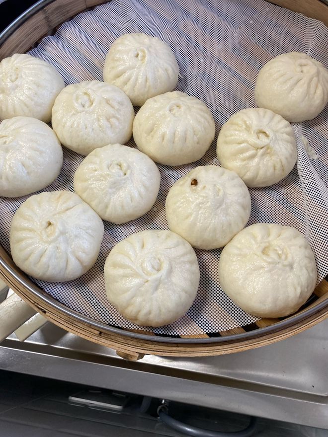 开水蒸还是冷水蒸看看正确的方法！尊龙凯时新版APP首页蒸包子是(图3)